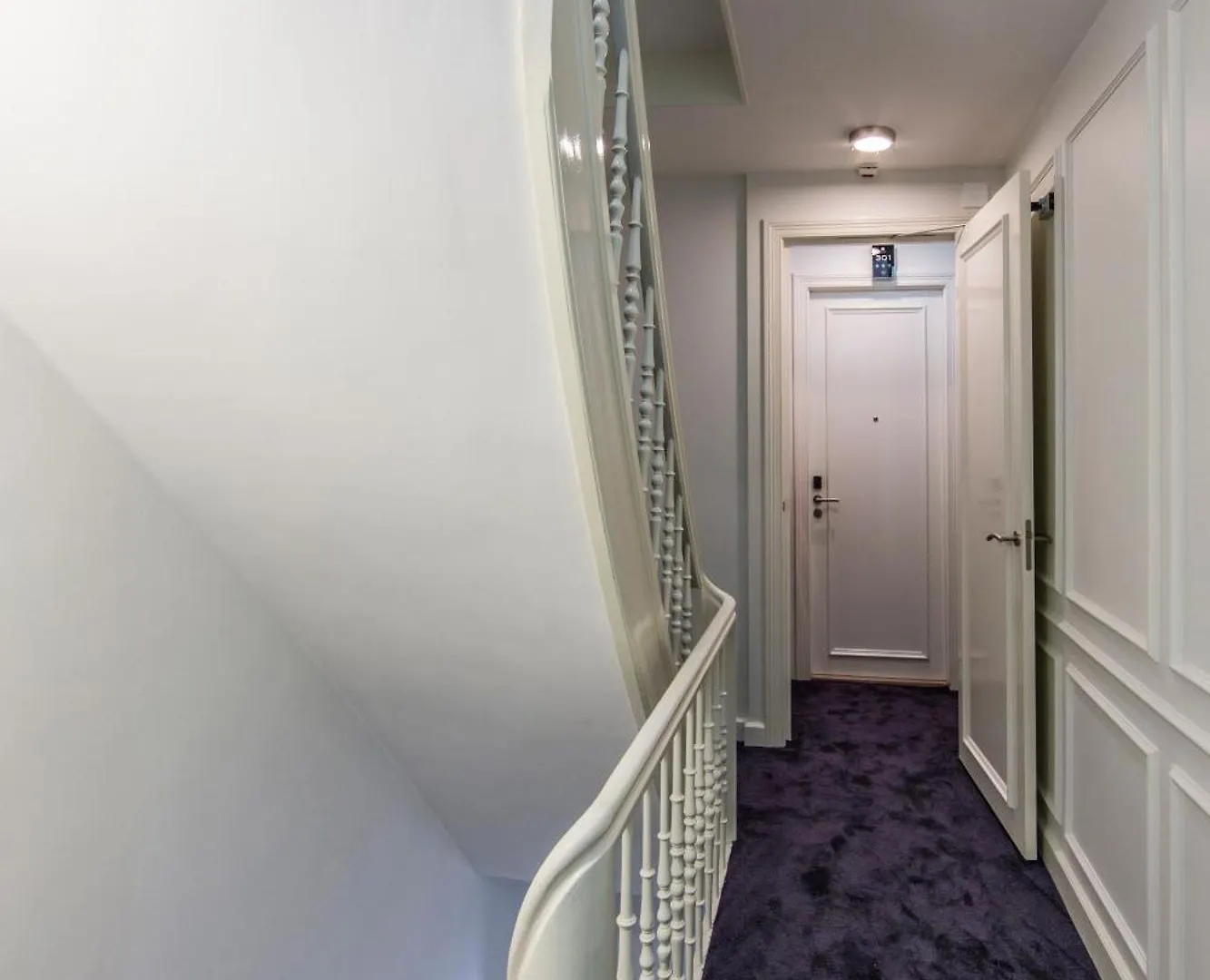 Hotel No. 377 House Amsterdam