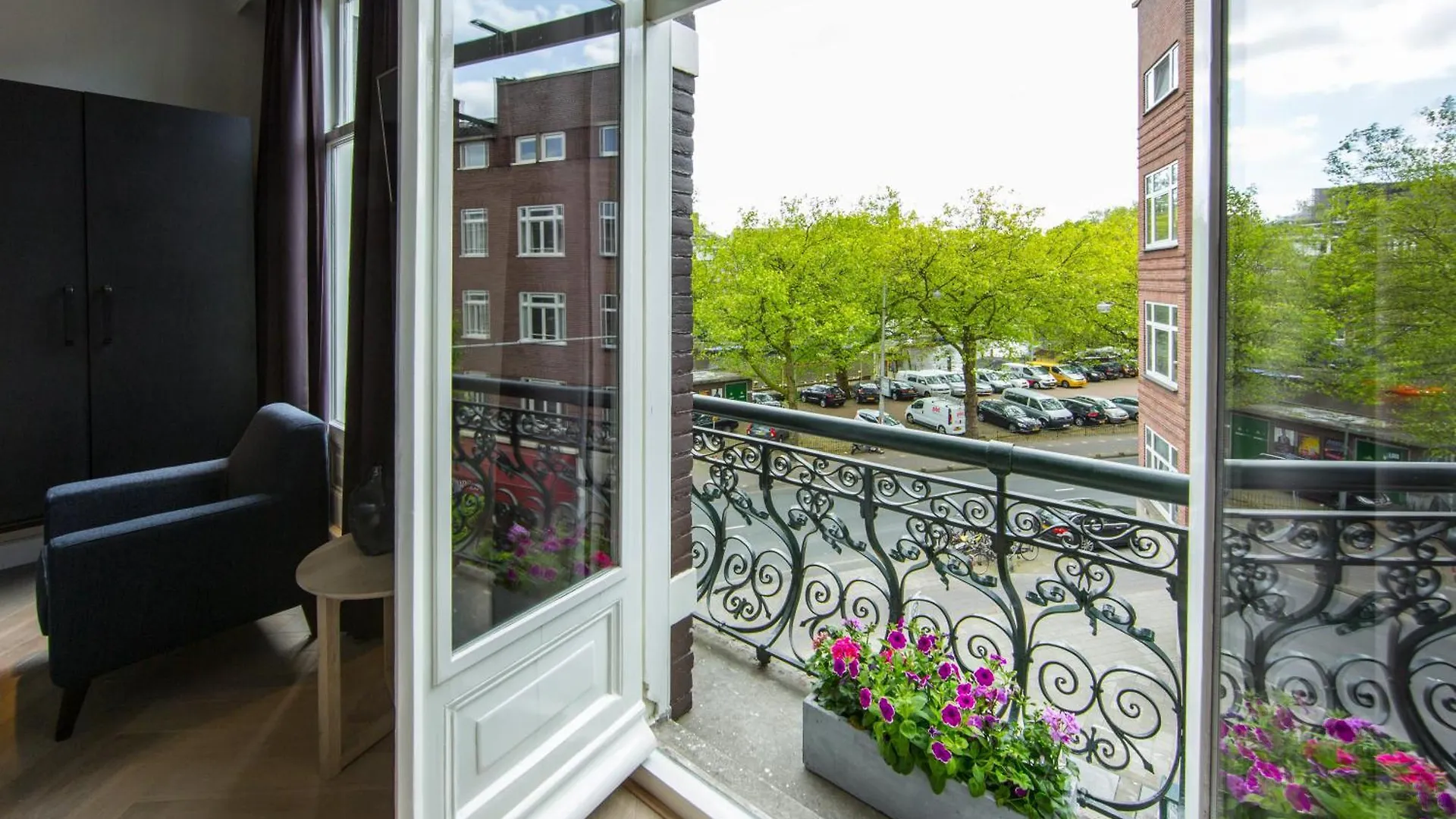 Hotel No. 377 House Amsterdam