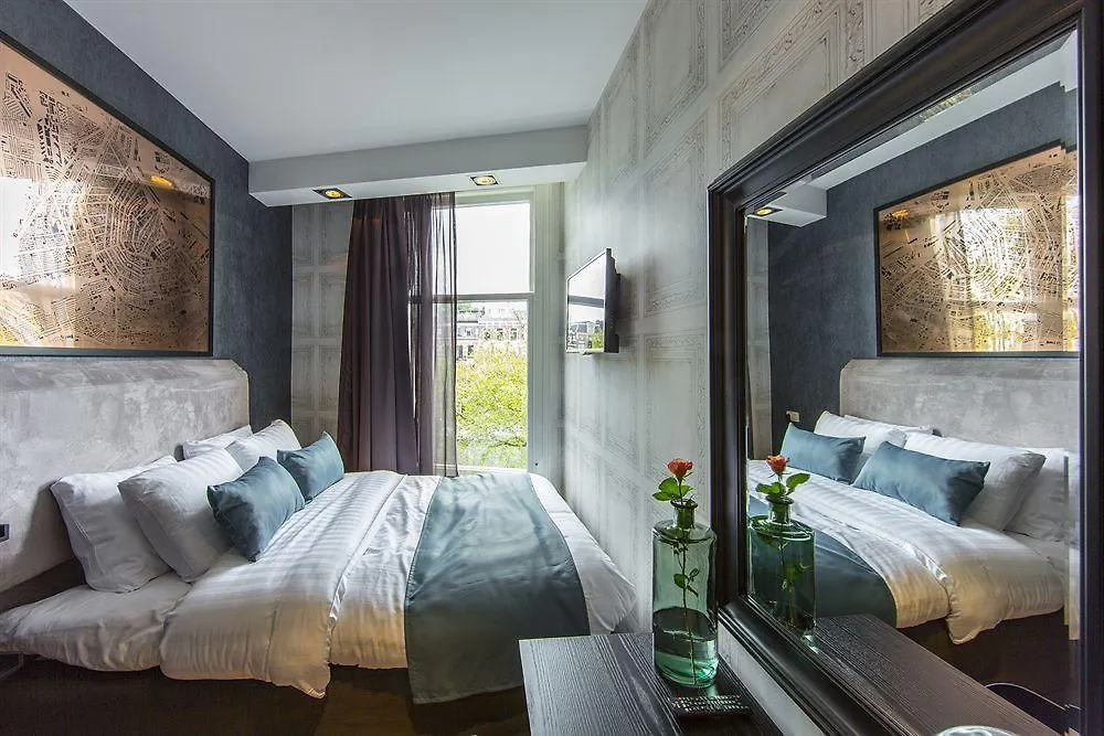 Hotel No. 377 House Amsterdam